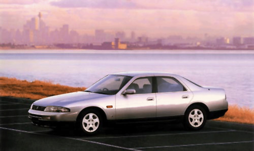 R33 Nissan Skyline Sedan Picture